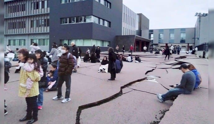  First Tsunami Waves Hit Japan 