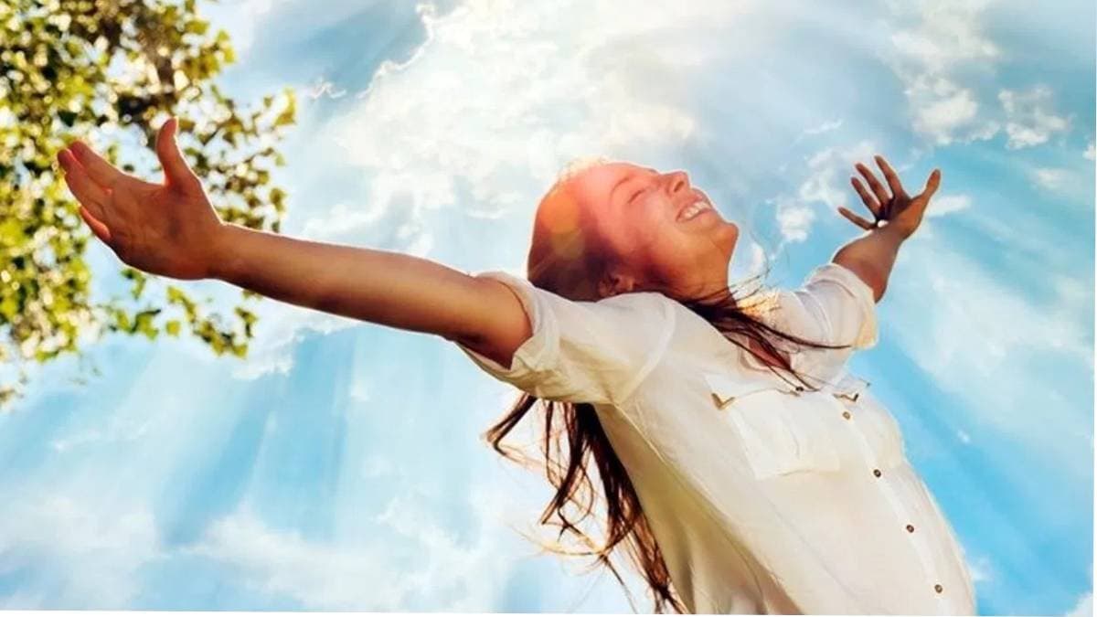 which is the best time and how long to stay in sun light to get vitamin d lif