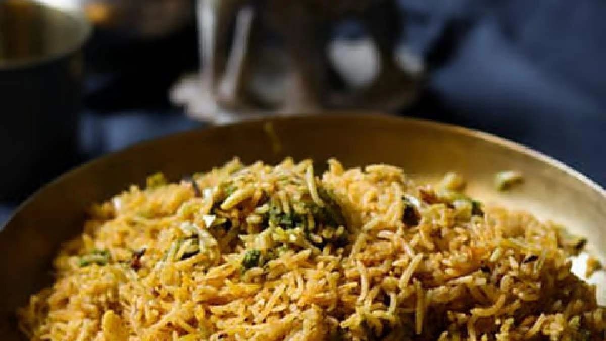 Latest Viral News: Diners Place Meat Bone In Veg Biryani To Avoid Paying Bill