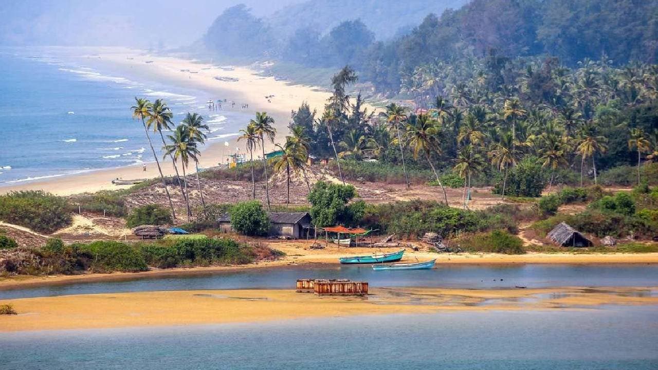 These five hotspots of the country are sweltering in heat 365 days a year 