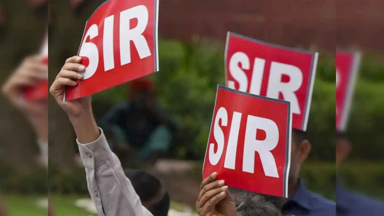 SIR in West Bengal: SIR process is underway in full swing 