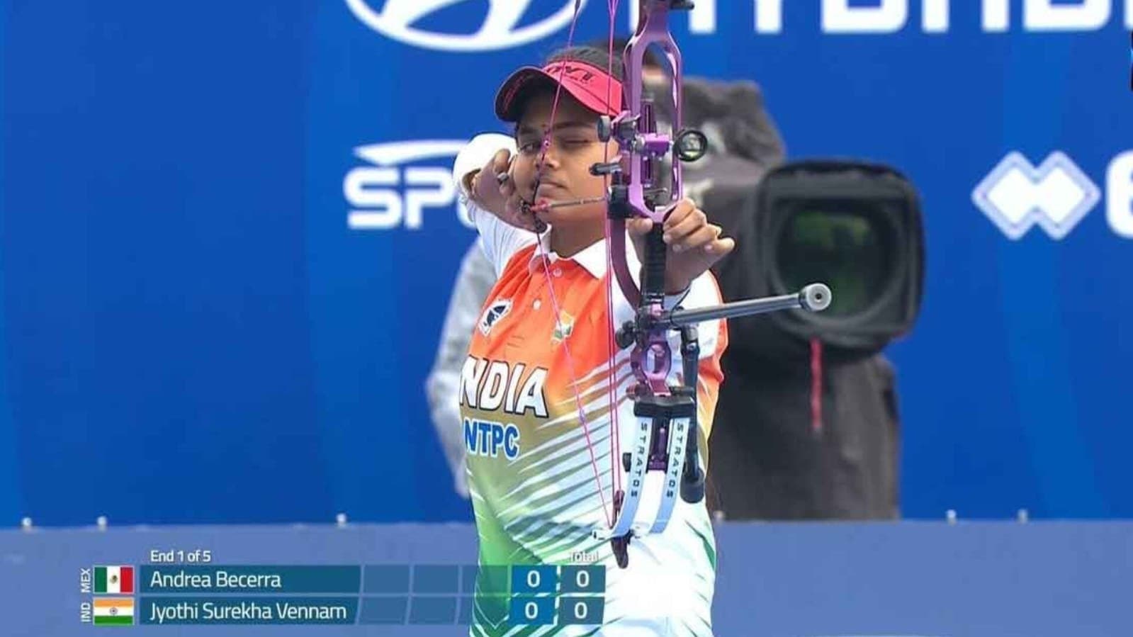 তীরন্দাজি বিশ্বকাপে সোনা জয়ের হ্যাটট্রিক ভারতের জ্যোতি সুরেখার
