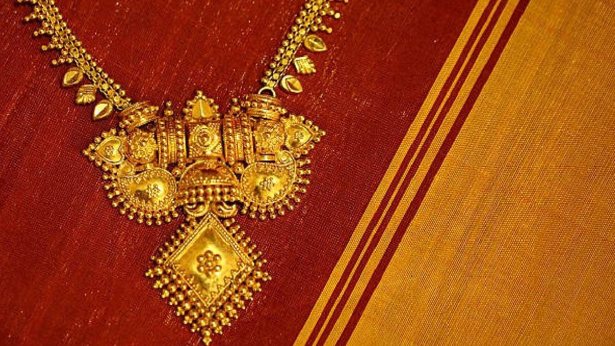 Gold Price Price change in one day check 22 carat gold price in top cities on 1 April