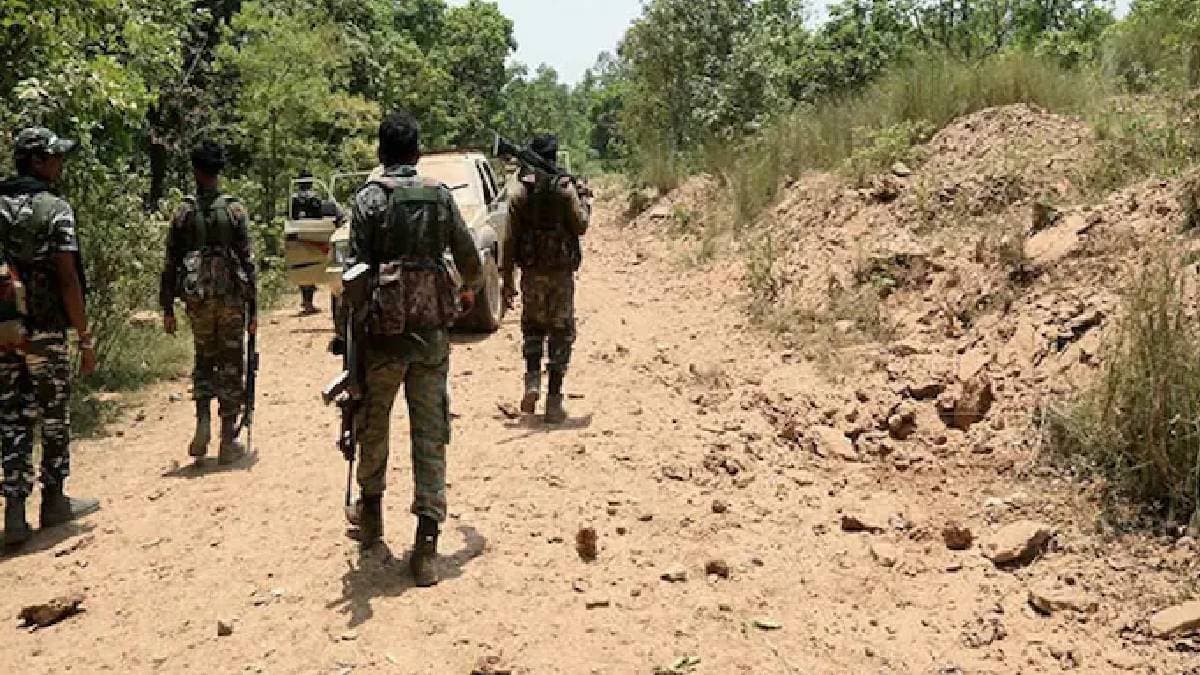  8 naxalites killed in encounter with security forces in chhattisgarh