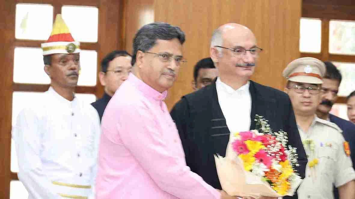 ত্রিপুরা হাই কোর্টের প্রধান বিচারপতি রাওয়ের শপথ গ্রহণ, উপস্থিত মুখ্যমন্ত্রী মানিক সাহা 