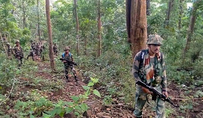 Maoists Killed:‌ ছত্তিশগড়ে নিরাপত্তারক্ষীদের গুলিতে খতম সাত মাওবাদী 