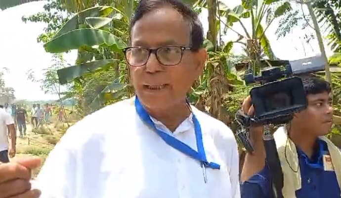 Election: ‌‘‌ভুয়ো’‌ এজেন্ট ধরলেন সেলিম, মুর্শিদাবাদের বাম প্রার্থীকে শুনতে হল ‘‌গো ব্যাক’‌ স্লোগান