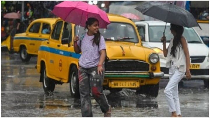 Weather: ‌তীব্র গরম থেকে মিলেছে মুক্তি, শুক্রবারও দক্ষিণবঙ্গে ঝড়বৃষ্টির সম্ভাবনা 