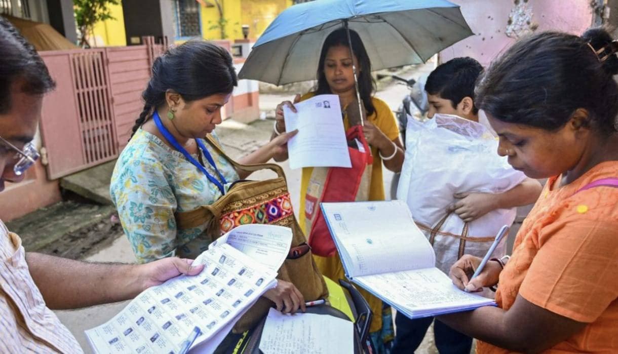 SIR In Madhya Pradesh: Two Teachers Working As BLO Die Family Blame Excessive Stress