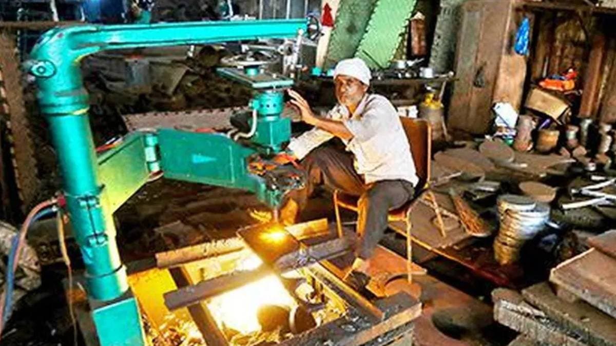Manufacturing sector growth decelerated in India