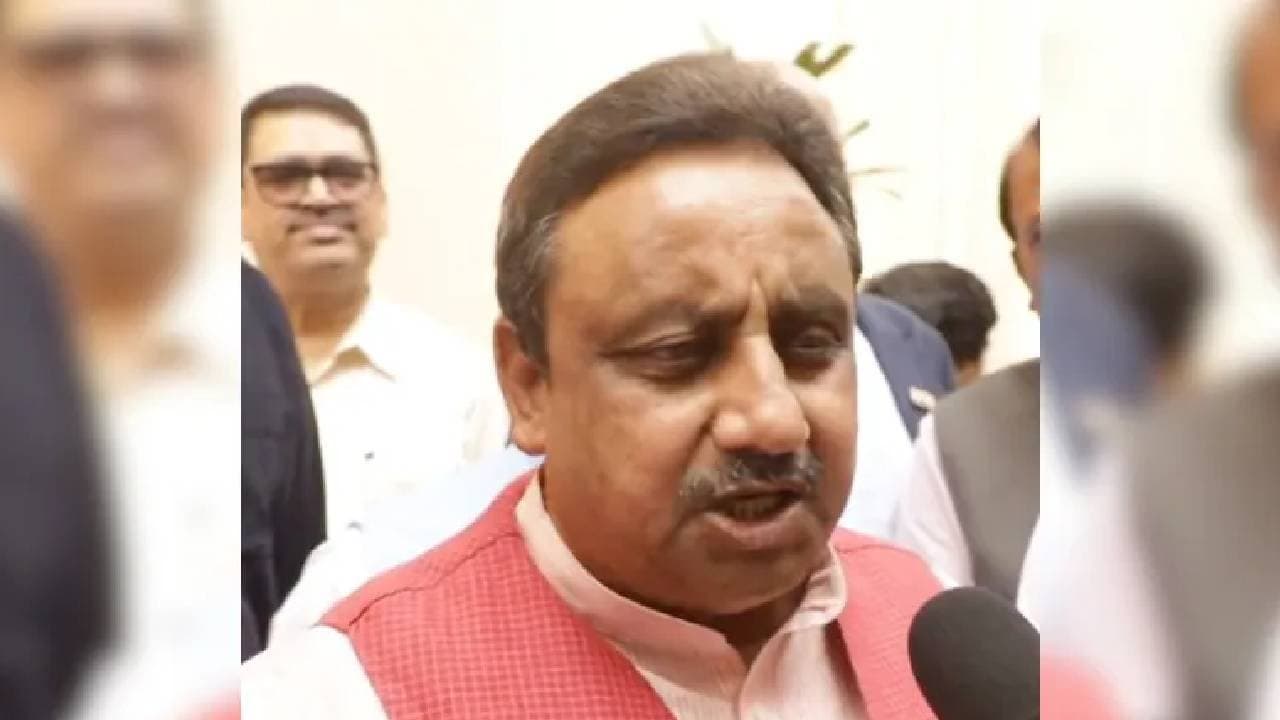 Delhi BJP MP Urges Amit shah to rename delhi ti Indraprastha