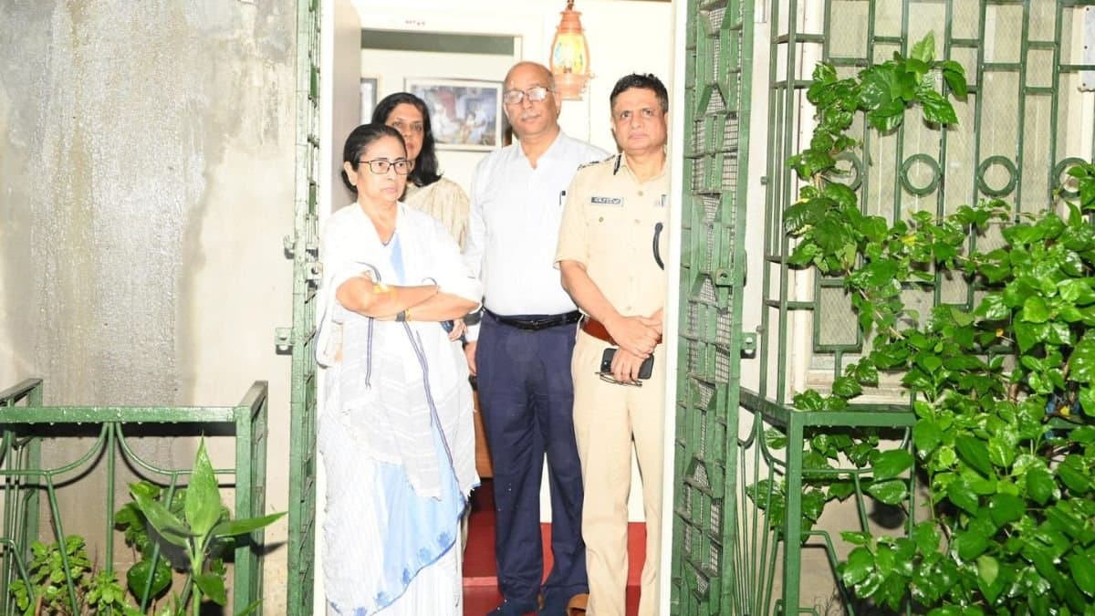 Live streaming not possible, CM Mamata Banerjees meeting with Doctors cancelled again gnr 