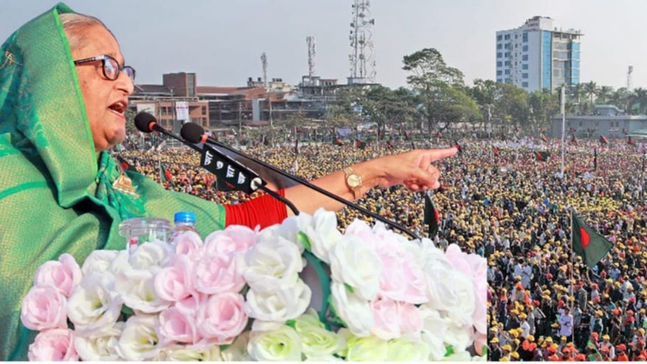 অগ্নি সন্ত্রাসের বিরুদ্ধে নৌকায় ভোট চাইলেন শেখ হাসিনা