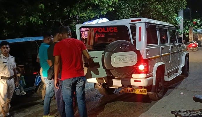 Murshidabad: ভারত-পাকিস্তান ম্যাচ নিয়ে জুয়া খেলার অভিযোগ, মুর্শিদাবাদে ধৃত ১