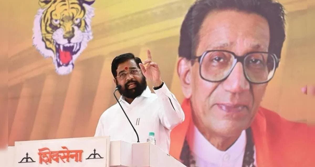 Eknath Shinde: শিন্ডে গোষ্ঠীই আসল শিবসেনা, সিদ্ধান্ত বিধানসভার স্পিকারের
