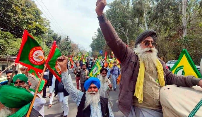 FARMERS MARCH: ফের আন্দোলনের পথে কৃষকরা, কড়া প্রশাসনও