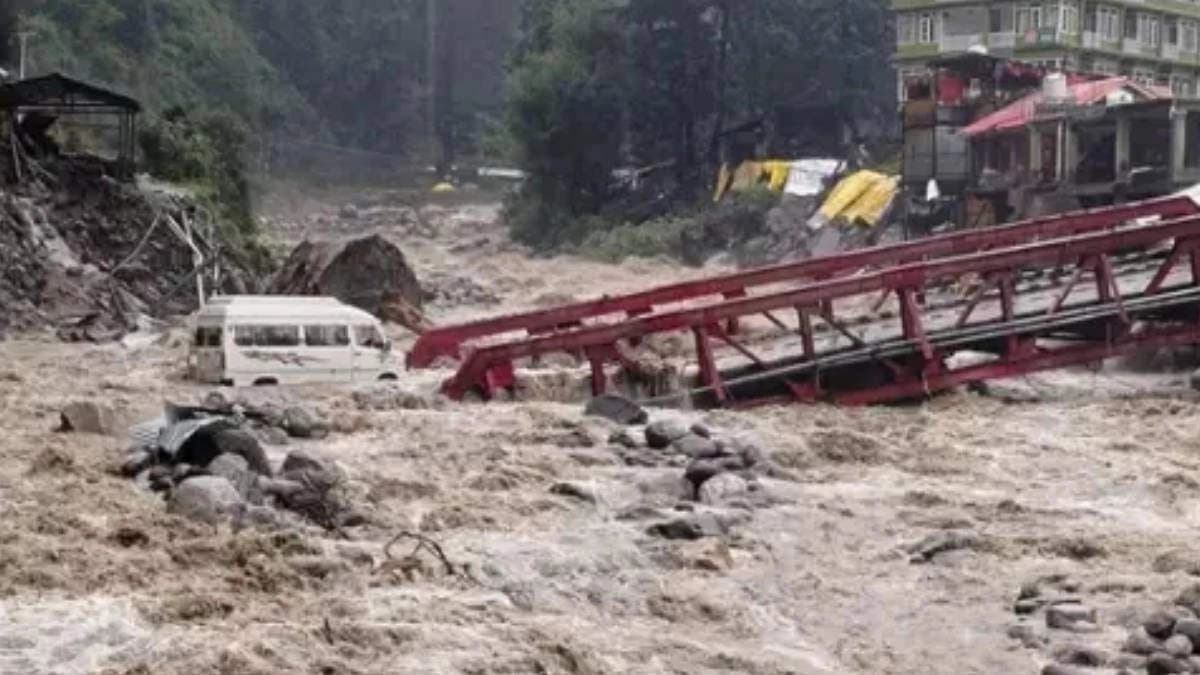 Himachal landslide kills woman and four family members feared trapped in Kullu