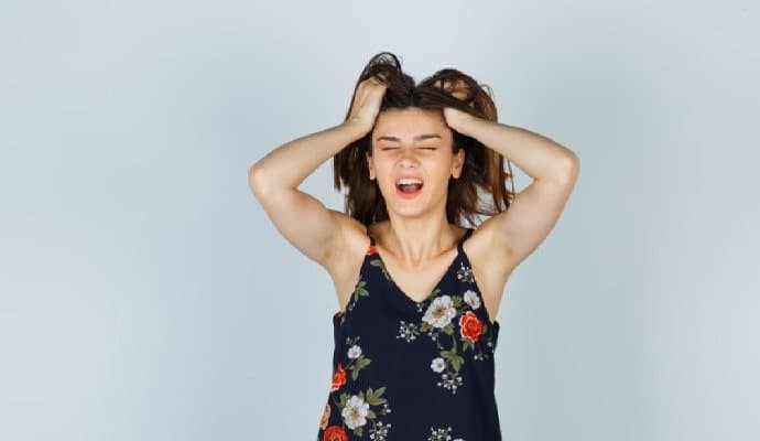 Itchy Scalp: বর্ষায় বাড়ছে স্ক্যাল্পের সমস্যা? রইল ঘরোয়া সমাধান