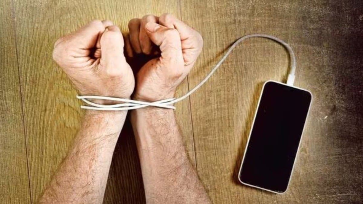 what is digital detox you can follow these easy tips to prevent social media addiction lif