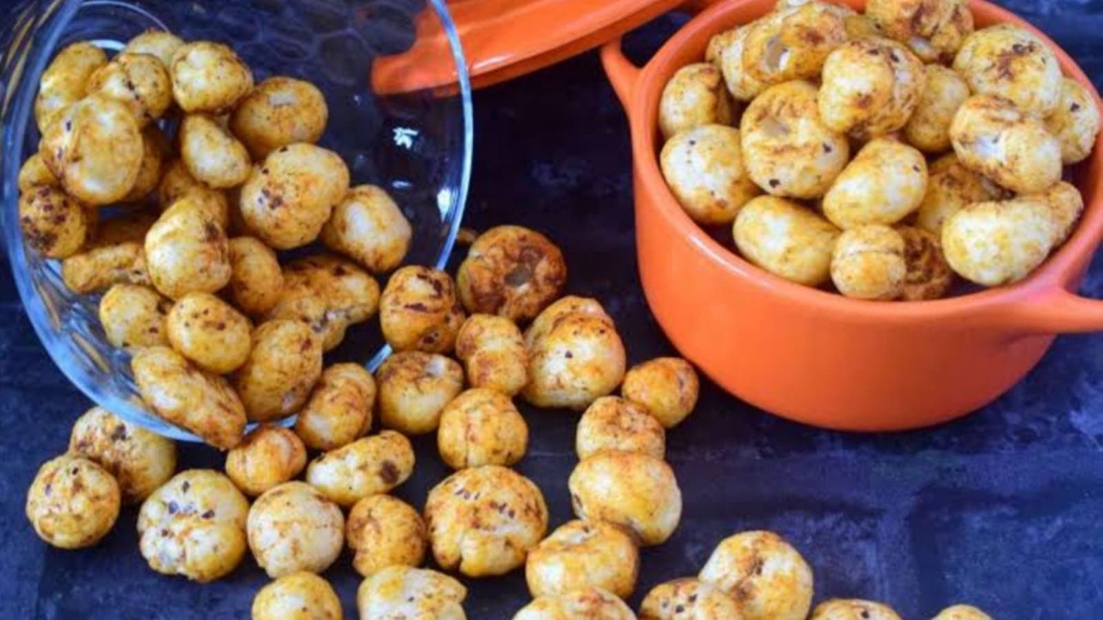 eating makhana is benefit to weight loss diabetes control and many more health issues lif