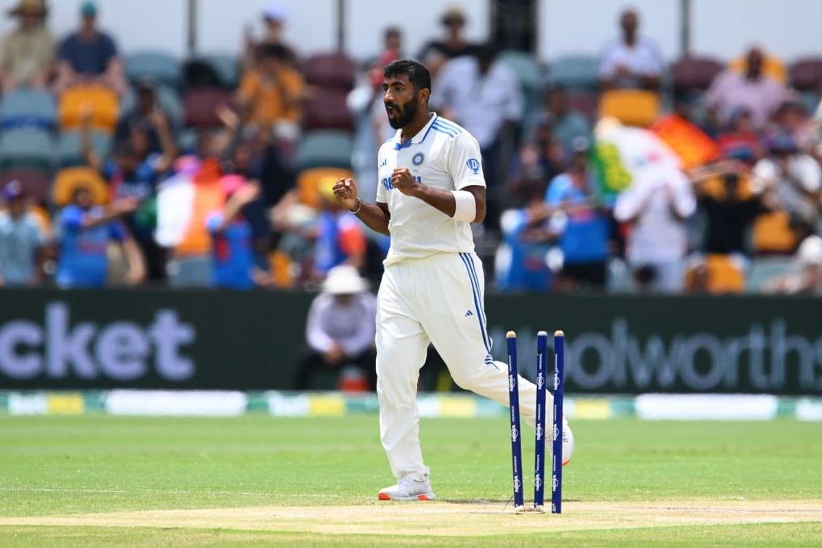 Indian pacers on fire, Australia struggle losing 6 early wickets in second innings spt 