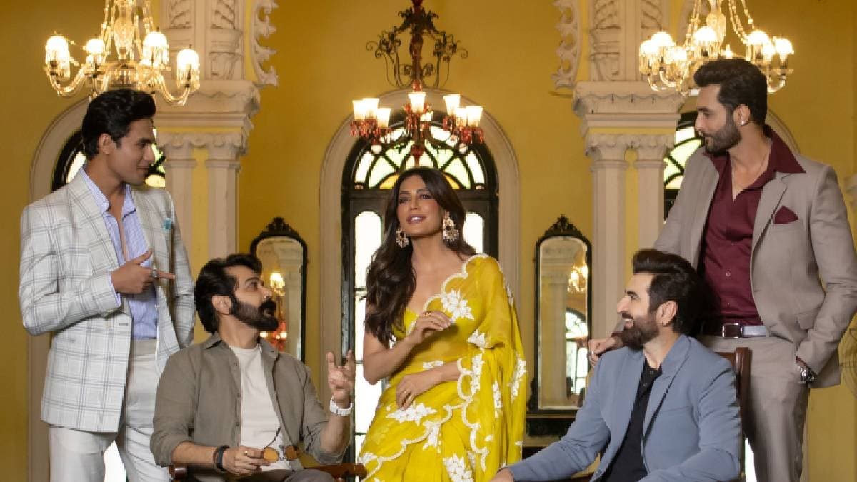 Khakee: The Bengali Chapter Arrives Tomorrow watch Prosenjit-Jeet s photoshoot 