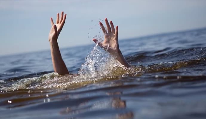 River Ganges: ‌স্নান করতে নেমে গঙ্গায় তলিয়ে গেলেন উত্তরপাড়ার যুবক