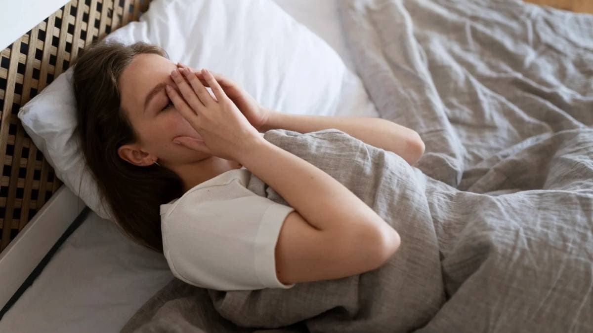 Some Heart failure symptoms may be noticed while sleeping lif