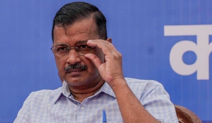 Arvind Kejriwal: সুপ্রিম কোর্ট থেকে গ্রেপ্তারিকে চ্যালেঞ্জের আবেদন প্রত্যাহার কেজরিওয়ালের 