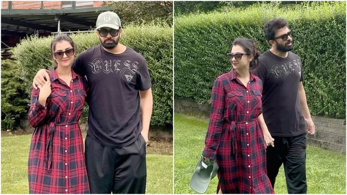 Shakib Khan and Shobnom Bubly shared their romantic picture on social media 