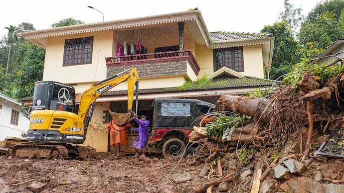 Wayanad landslide victims now contend with thieves gnr 