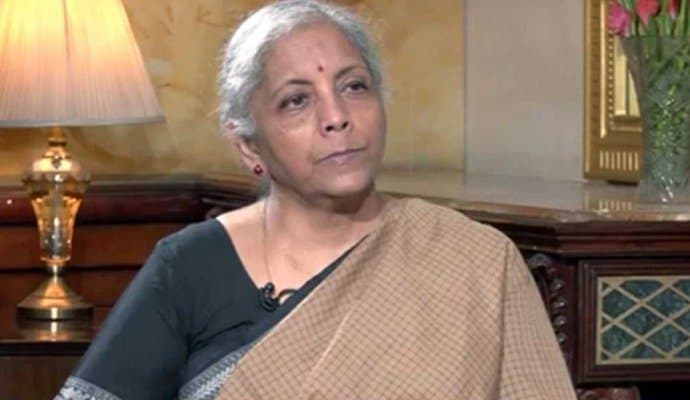 NIRMALA: বিজেপির সঙ্গে স্বাতী মালিওয়ালের যোগাযোগ হেলায় ওড়ালেন কেন্দ্রীয় অর্থমন্ত্রী