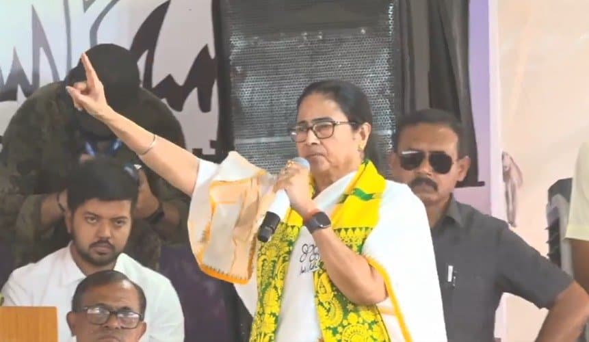 Mamata Banerjee: 'অলি গলি মে শোর হ্যায়, বিজেপি চোর হ্যায়', ভোটের আগে স্লোগান স্মৃতি ফেরালেন মমতা