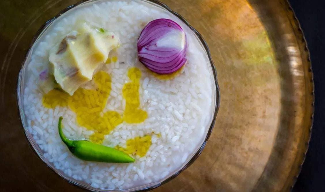Recipe:  তাপমাত্রা এখন ৪০ ছুঁইছুঁই! শরীর জুড়োতে পান্তার জুড়ি মেলা ভার! রইল সহজ রেসিপি 