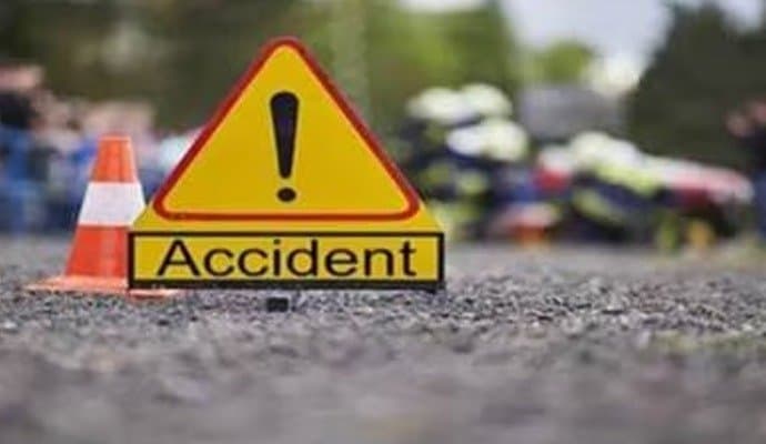 Bongaon: বনগাঁয় ইঞ্জিন ভ্যানের সঙ্গে বাইকের সংঘর্ষ, মৃত ২ 