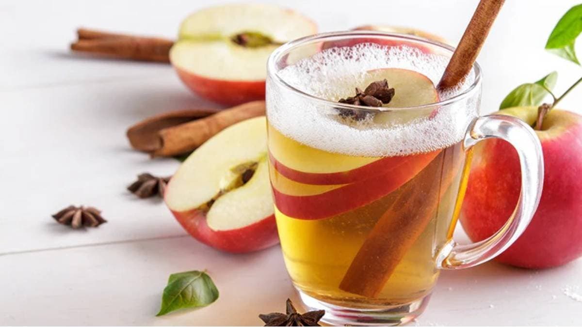 Apple Cider Vinegar reduces weight it prevent many critical diseases and brings glow on skin hair