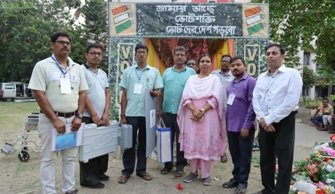 Hooghly: ভোট গ্রহণের দায়িত্বে বিশেষ ভাবে সক্ষমরা, অভিনব উদ্যোগ হুগলি লোকসভায়