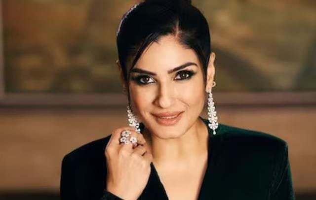Raveena Tandon: বলিউড ও দক্ষিণী ফিল্ম ইন্ডাস্ট্রির তুলনা করে বেকায়দায় রবিনা ট্যান্ডন?