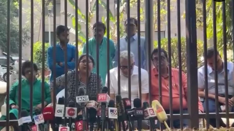 TMC: মঙ্গলের বিকেলে ধর্না প্রত্যাহার তৃণমূলের 