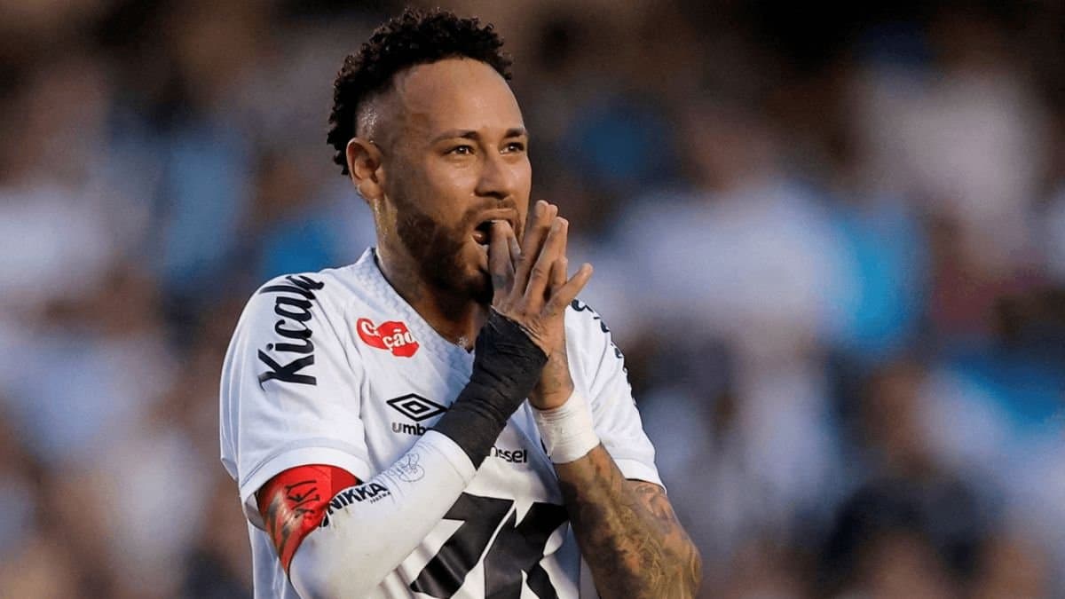  Neymar sidelined for the remainder of Santos survival fight 