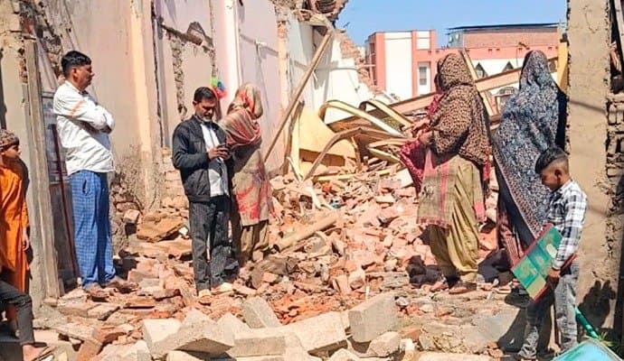 House Demolished:‌ উত্তরকাশীতে টানেলে আটকে পড়া শ্রমিকদের উদ্ধার করেছিলেন, সেই দলের সদস্যের বাড়ি ‘‌বেআইনি’‌ বলে গুড়িয়ে দিল ডিডিএ