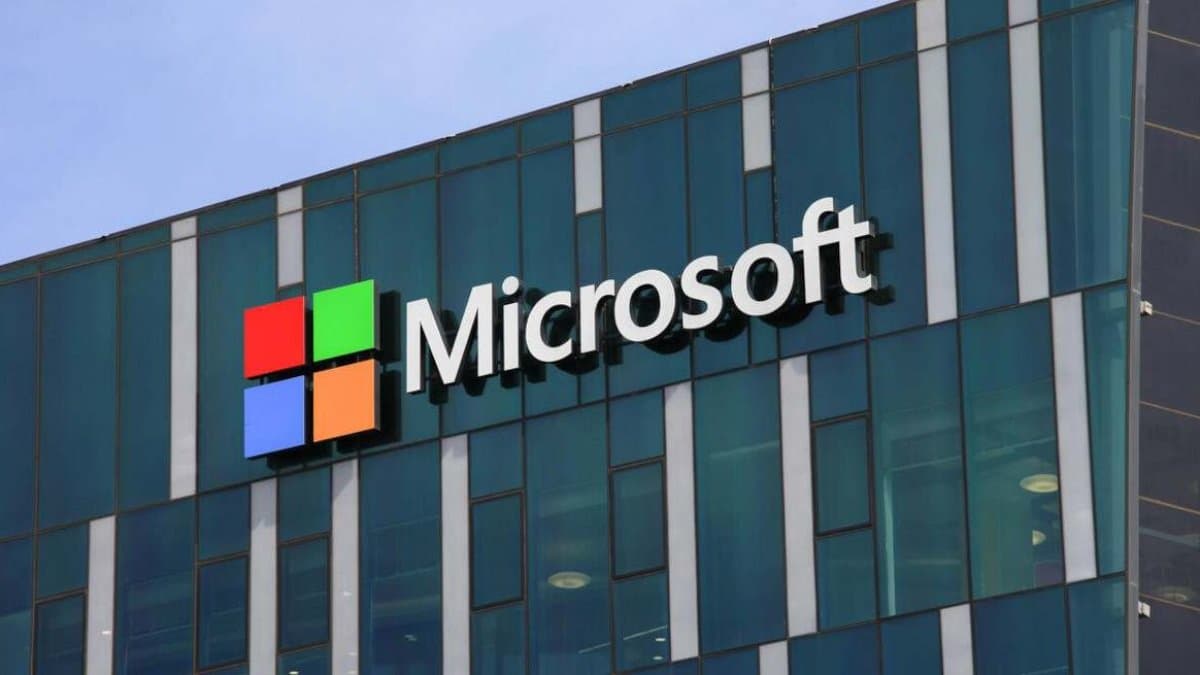 Microsoft using your word and excel data to train AI, what are they saying gnr