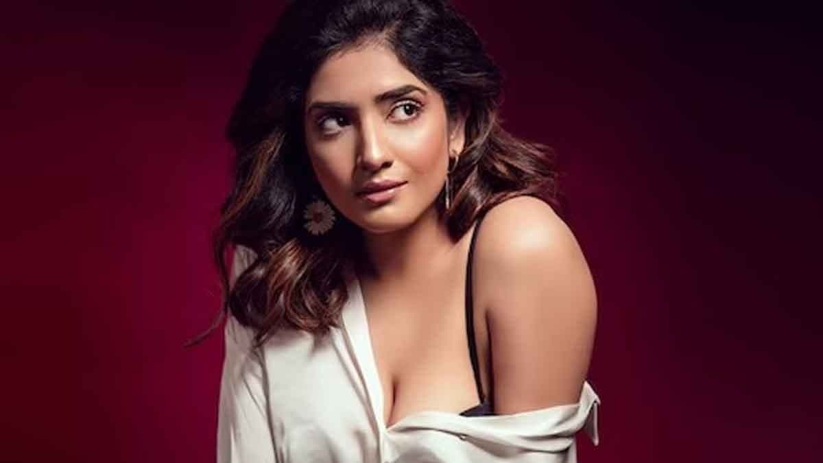 Actress Mansi Sengupta Hospitalized Before Delivery – Emotional Video Reveals Unexpected Struggle