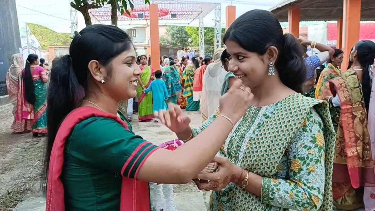 Mela  in East Bardhaman arranges to form only friendship gnr 