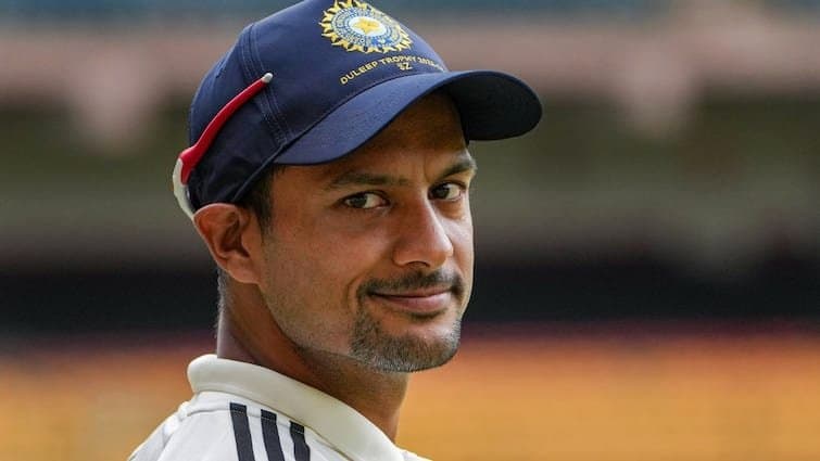 Mayank Agarwal: বিমানে আচমকা অসুস্থ, আগরতলায় হাসপাতালে চিকিৎসাধীন মায়াঙ্ক আগরওয়াল