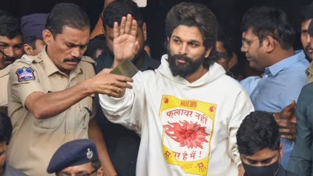 Allu arjun speaks for first time after spending night in jail Actor Naga Chaitanya Vijay Deverakonda and Other Celebrities came to meet Pushpa 2 actor to his residence ent