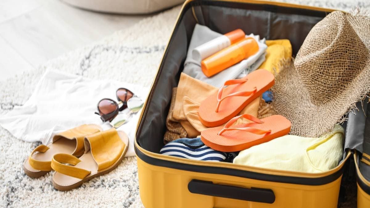These Tips help to pack your bags while travelling for vacation  
