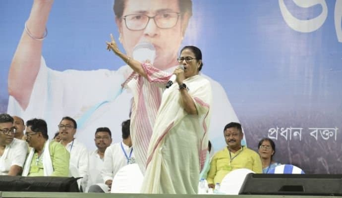 Mamata attacks bjp from election campaign