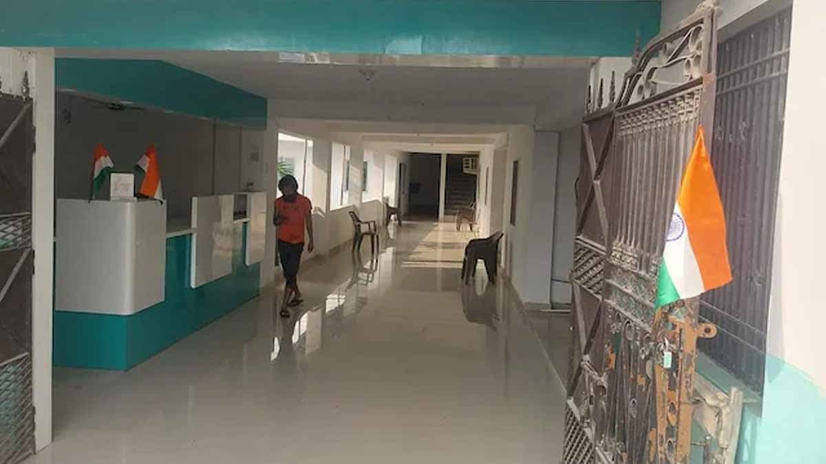 Nurse Fends Off Gang Rape Attempt, Cuts Doctors Private Parts With Blade gnr