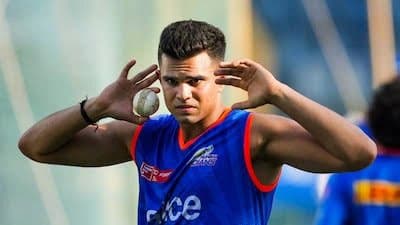 How much does Arjun Tendulkar earn-cricket and other income sources 
